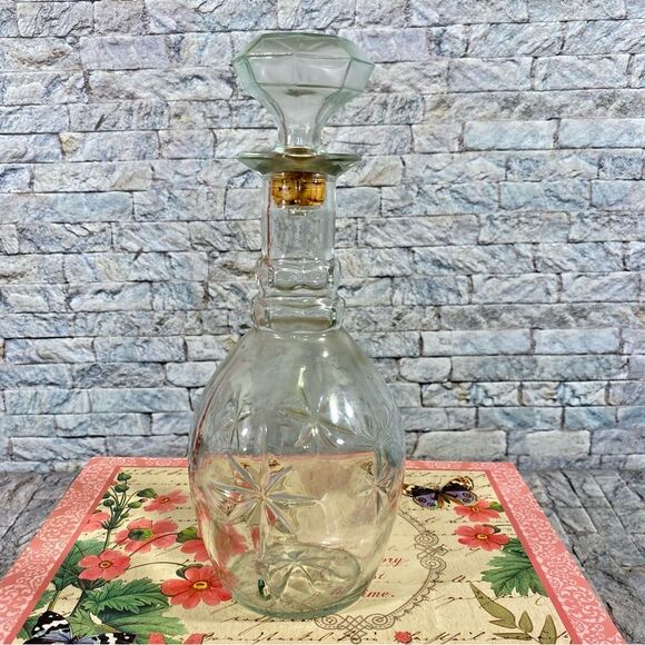 Vintage Hiram Walker Whiskey Liquor Bottle Starburst Design with Decanter - Picture 1 of 11